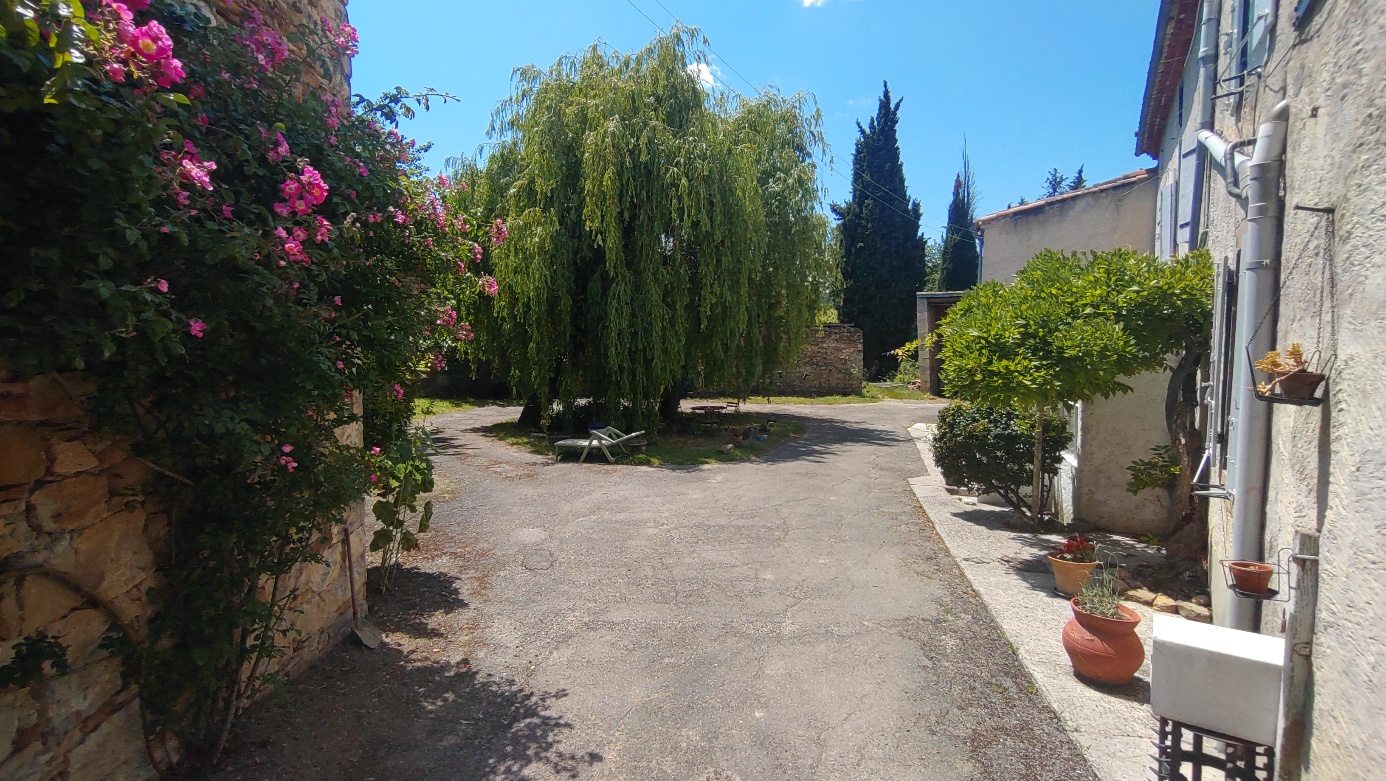 Les espaces extérieurs du domaine